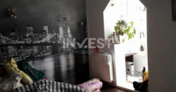 Apartament 3 camere, decomandat, CUG