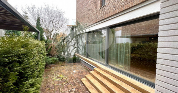 Stunning Villa_First rental after reno