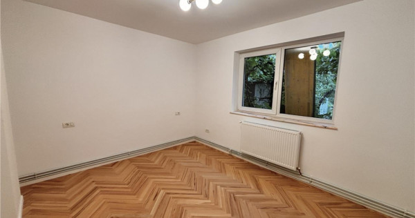 Casa 5 camere | Curte | Renovata 2025 | Codrul Cosminului