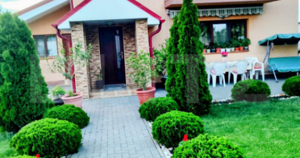 Casa P+M, 132 mp, Malu Mare, zona Bisericii