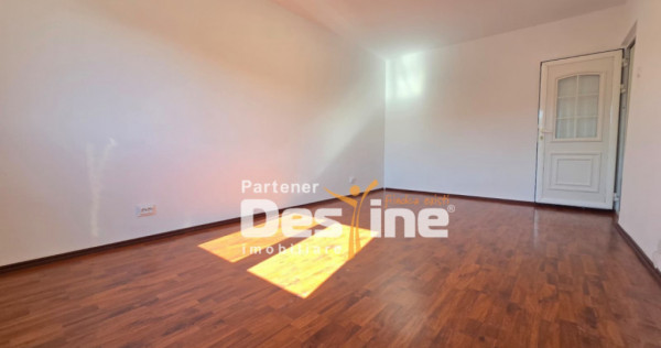 GALATA, Apartament 3 camere, decomandat, 59 MP