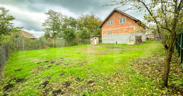 Casa partial finisata Jucu de Sus 589mp teren