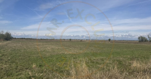 Teren Intravilan com. Ratesti