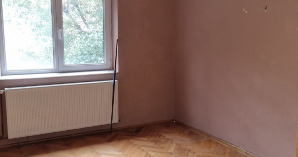 Apartament 3 camere Triaj,decomamdat,124000 Euro