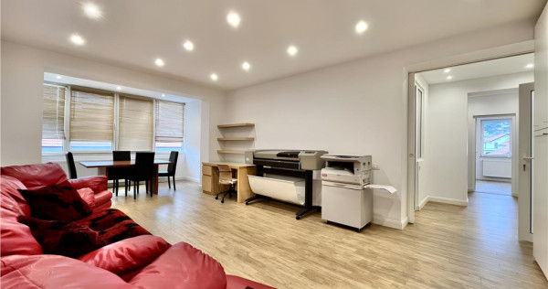 Apartament Decomandat Central cu 3 Camere potrivit unei S.C.