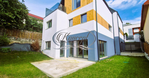 Duplex deosebit si eficient termic situat in Dambul Rotund