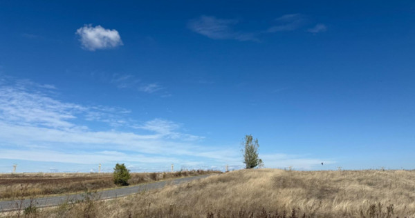 Teren intravilan 500mp, langa lac ,Pielesti