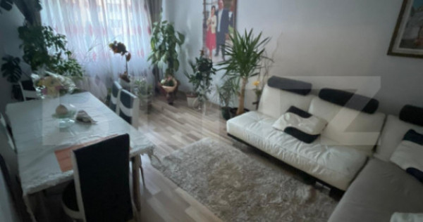 Apartament 5 camere, 100 mp, zona Tractorul