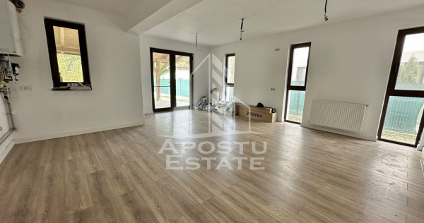 Duplex cu 4 camere, 2 bai si dressing in Giroc la asfalt.