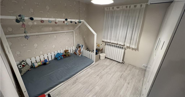 Ap 4 camere,renovat,3 AC, centrala, mobilat si utilat, Petre