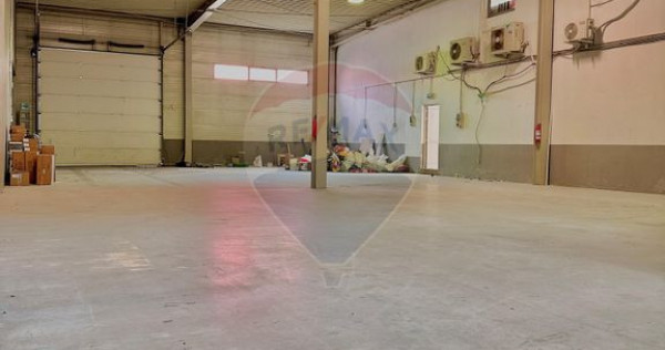 Hala de închiriat cu birouri în zona Micalaca