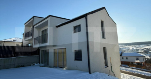 Casă nouă 4 camere | 130 m&sup2; utili + garaj | Teren 355 m&sup2;