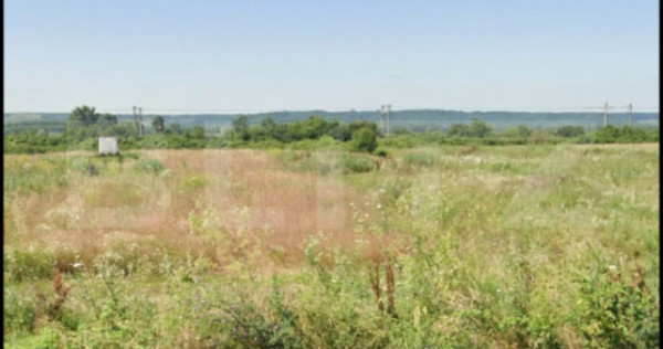 Teren extravilan cu o suprafata de 2373 mp in Racarii de sus