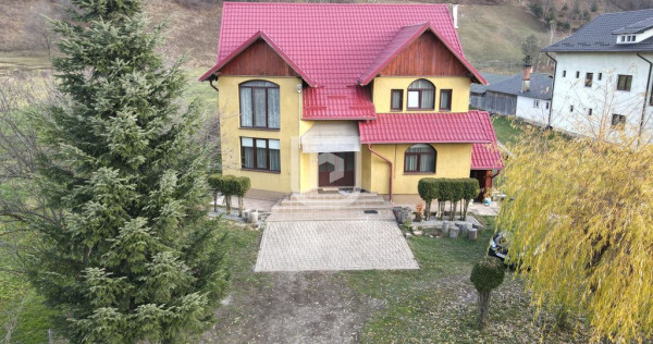 Casa cu 4 dormitoare | strada Manastirii | Gura Humorului