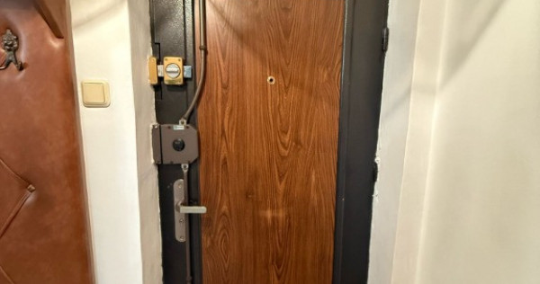 Mihai Bravu-Obor Ap 3 camere etajul 1