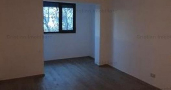 RENOVAT RECENT 3 camere Viziru 3, decomandat, 70mp