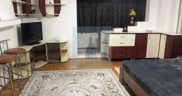 Garsoniera spatioasa/ zona Brasovul Vechi