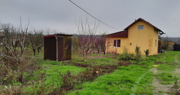 BARCANESTI - casa +curte+teren 16k mp