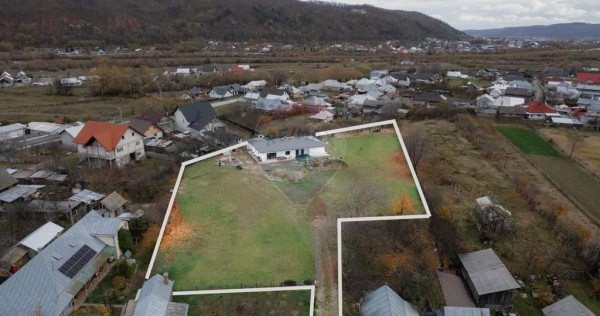 Casă / Vilă cu 5 camere de v&acirc;nzare