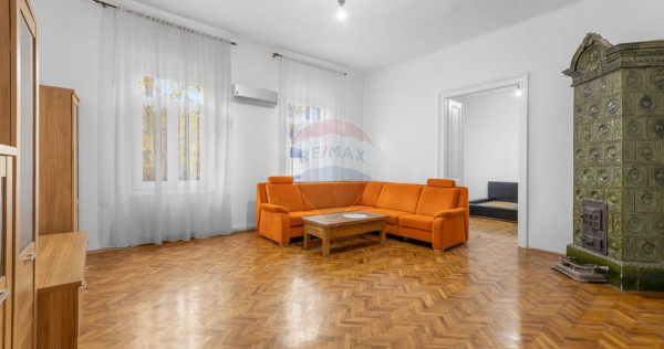 Casă spațioasă de &icirc;nchiriat pe Malul Mureșului