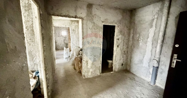 Apartament cu 4 camere