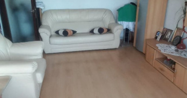 Apartament 4 camere renovat Darste,155000 Euro