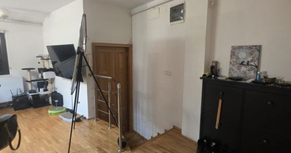 Zona Maternitatea Bucur-Unirii ap 3 camere mobilat utilat...