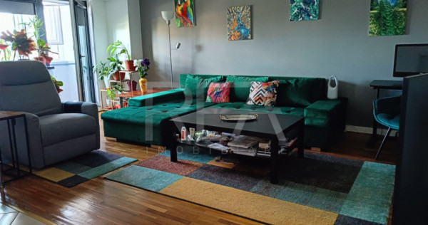 Apartament cu 4 camere la 3 minute de stația de autobuz 104