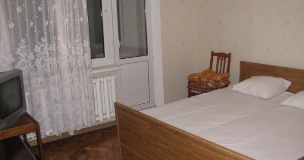 Garsoniera de inchiriat in zona Victoriei