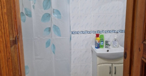 Garsoniera de inchiriat in zona Gorjului