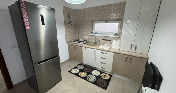 Ap 3 cam, etaj 1, bloc nou, zona Scoala 5, Lic Unirea, parca