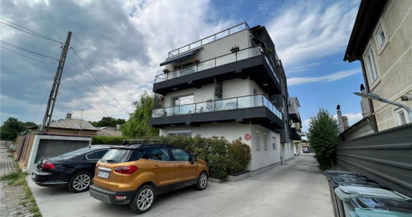 Ap 3 cam, etaj 1, bloc nou, zona Scoala 5, Lic Unirea, parca