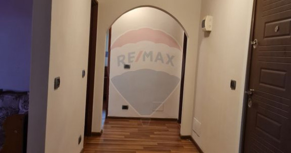 Apartament cu 4 camere de închiriat langa spitalul judetean