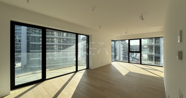 4 camere One Lake Club, club cu piscină și promenadă pe l