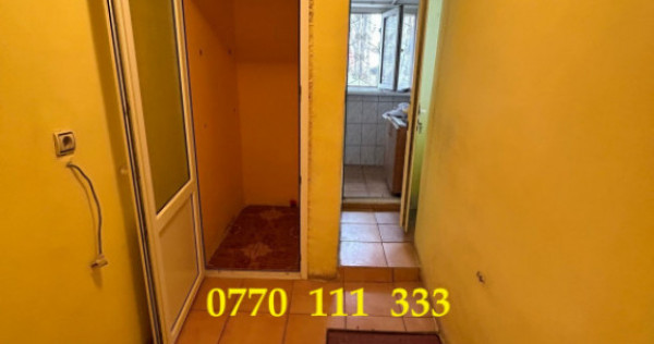 - Garsoniera decomandata 35mp, zona Viziru 1 Parter cu balco