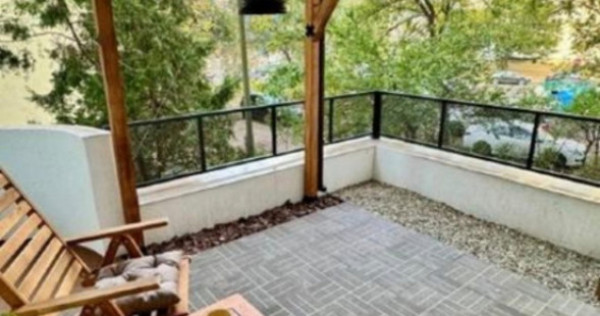 Apartament modern de închiriat, 2 camere + terasă spațioa