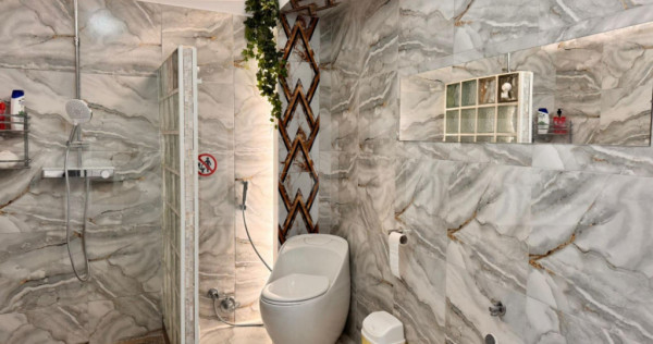 Apartament de vanzare 4 camere – Universitate | LUX | Reno