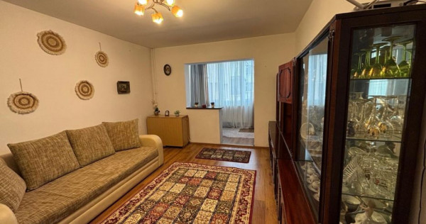 Apartament 3 camere Tractorul