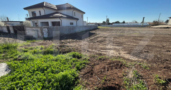 Terenuri intravilane cu PUZ aprobat, utilități la poartă