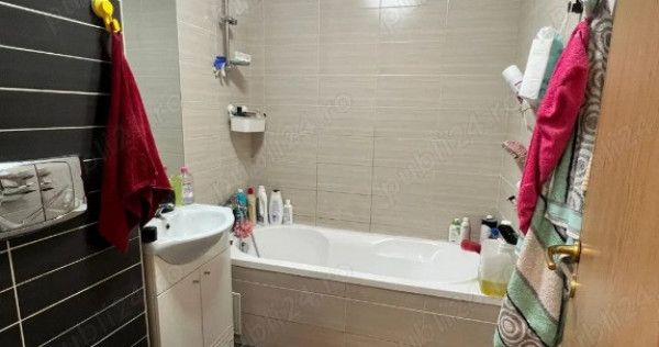 Obor etaj 2 semidecomandat garsoniera