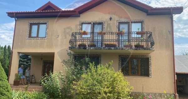 DE VANZARE Vila de vacanta in Pucioasa /Dambovita