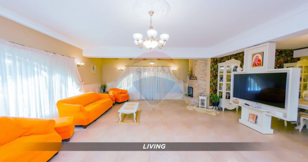 DE VANZARE Casa de Familie cu Piscina si Mult Spatiu Exte...