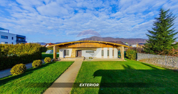 DE VANZARE proprietate exclusivista