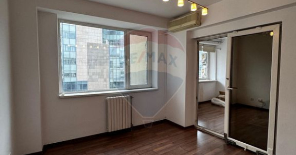 Spațiu de birouri de &icirc;nchiriat &icirc;n Piata Victoriei