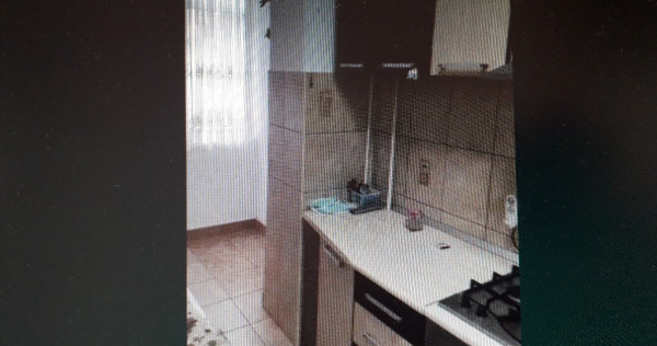 Apartament cu 3 Camere Decomandate Zona George Enescu