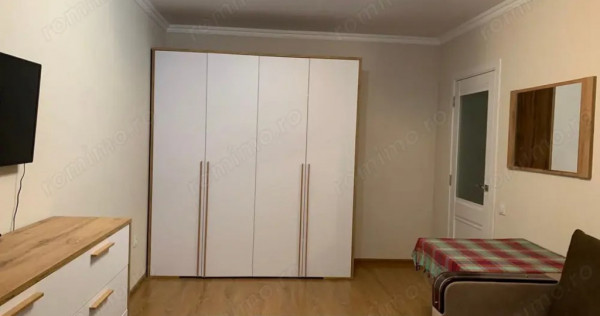 Garsoniera zona Piata Minis