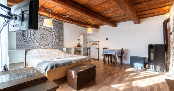 Casă cu 3 camere si teren generos de 1.519 mp &icirc;n Prejme...