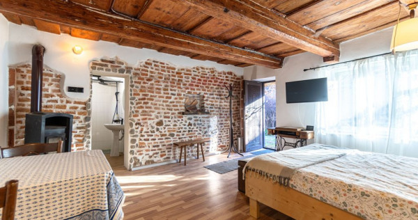 Casă cu 3 camere si teren generos de 1.519 mp &icirc;n Prejme...