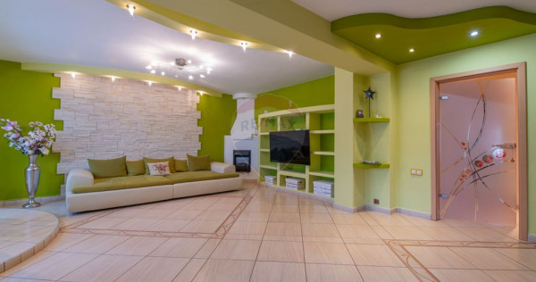 DE INCHIRIAT Apartament cu 4 camere &icirc;n zona Scriitorilor