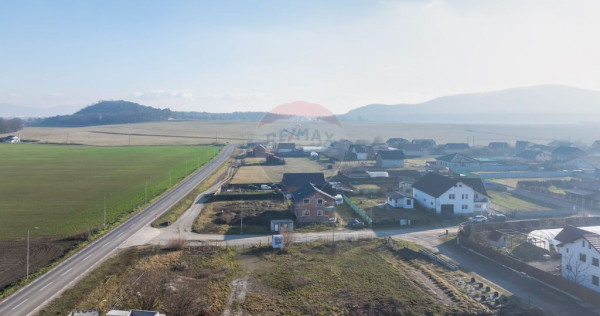 Lot de casă 685 mp I Poiana Crăițelor I Bod